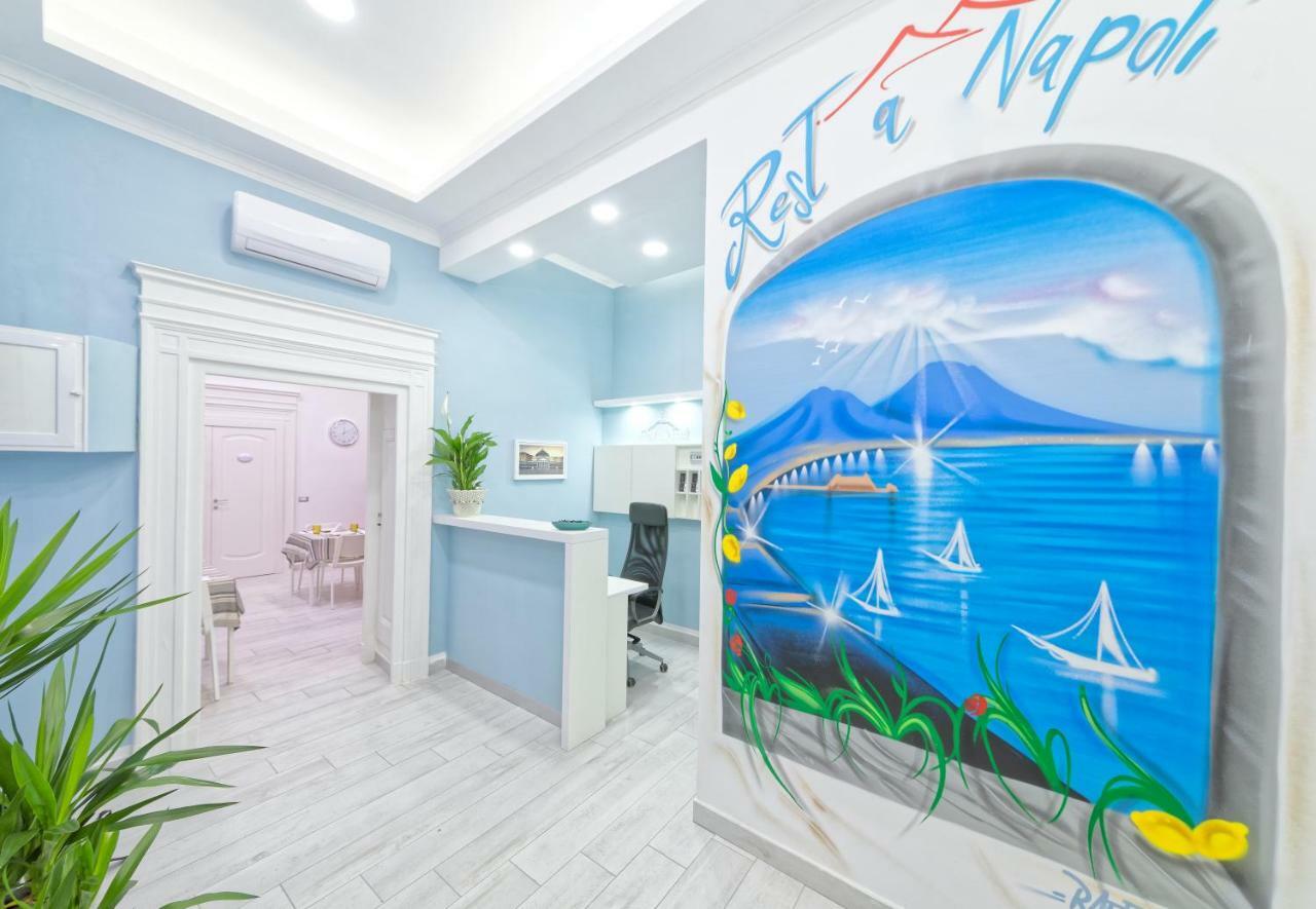 B&B Rest A Napoli ภายนอก รูปภาพ